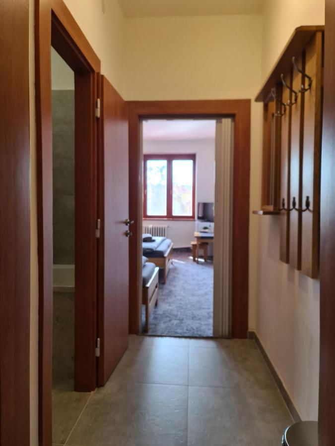 Hotel Koruna Rožnov pod Radhoštěm 외부 사진