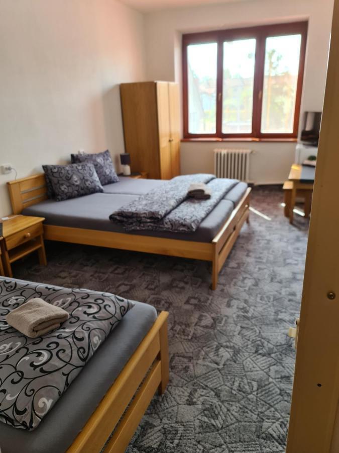 Hotel Koruna Rožnov pod Radhoštěm 외부 사진