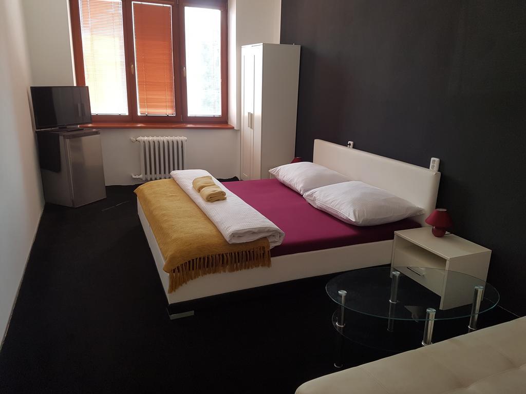 Hotel Koruna Rožnov pod Radhoštěm 외부 사진